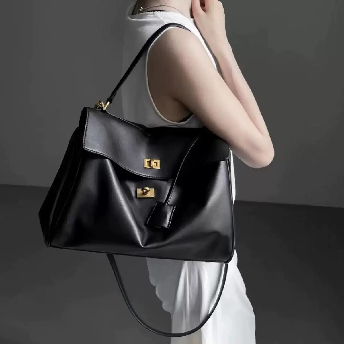 New Stylish Large-capacity Platinum Bag, Women's Casual Versatile Commuting Crossbody Bag, Modern Neutral Business Handbag
